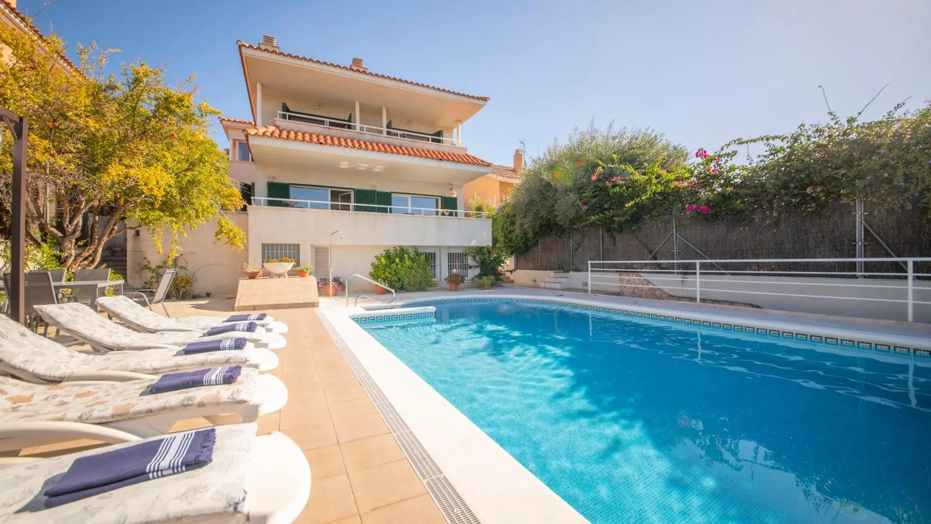 Villa Bali Genials Vistes Al Mar I Gran Piscina Sitges