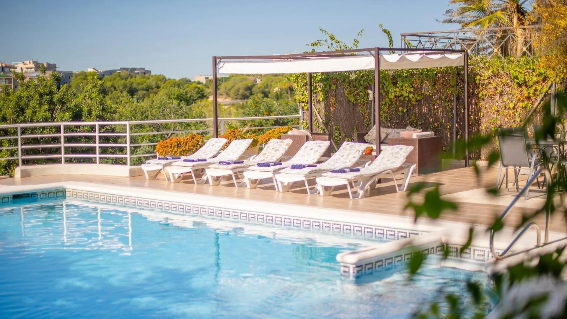 Villa Bali Genials Vistes Al Mar I Gran Piscina Sitges 0*,  Spain