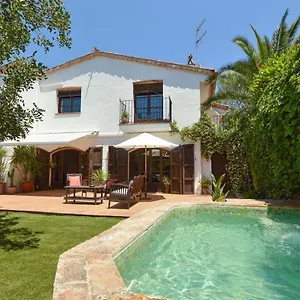 Villa Lola, Sitges